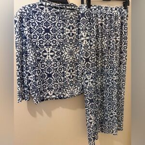 Alex & Parker Two Piece Skirt Set Ivory Navy